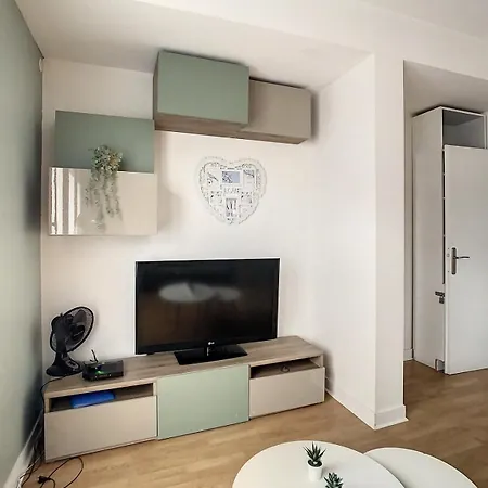 Grand Renove Paris Et Disneyland 4pers * Neuilly-sur-Marne